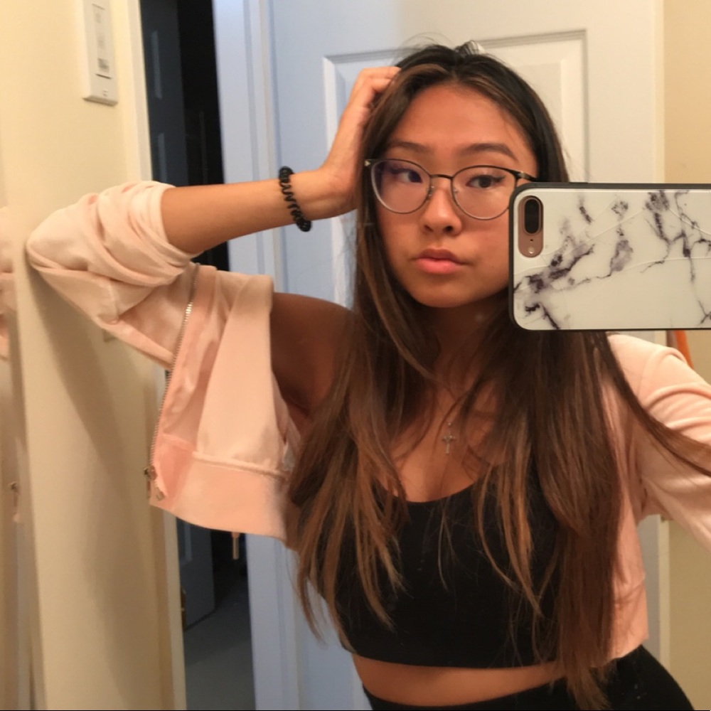Meet your Posher, Briana